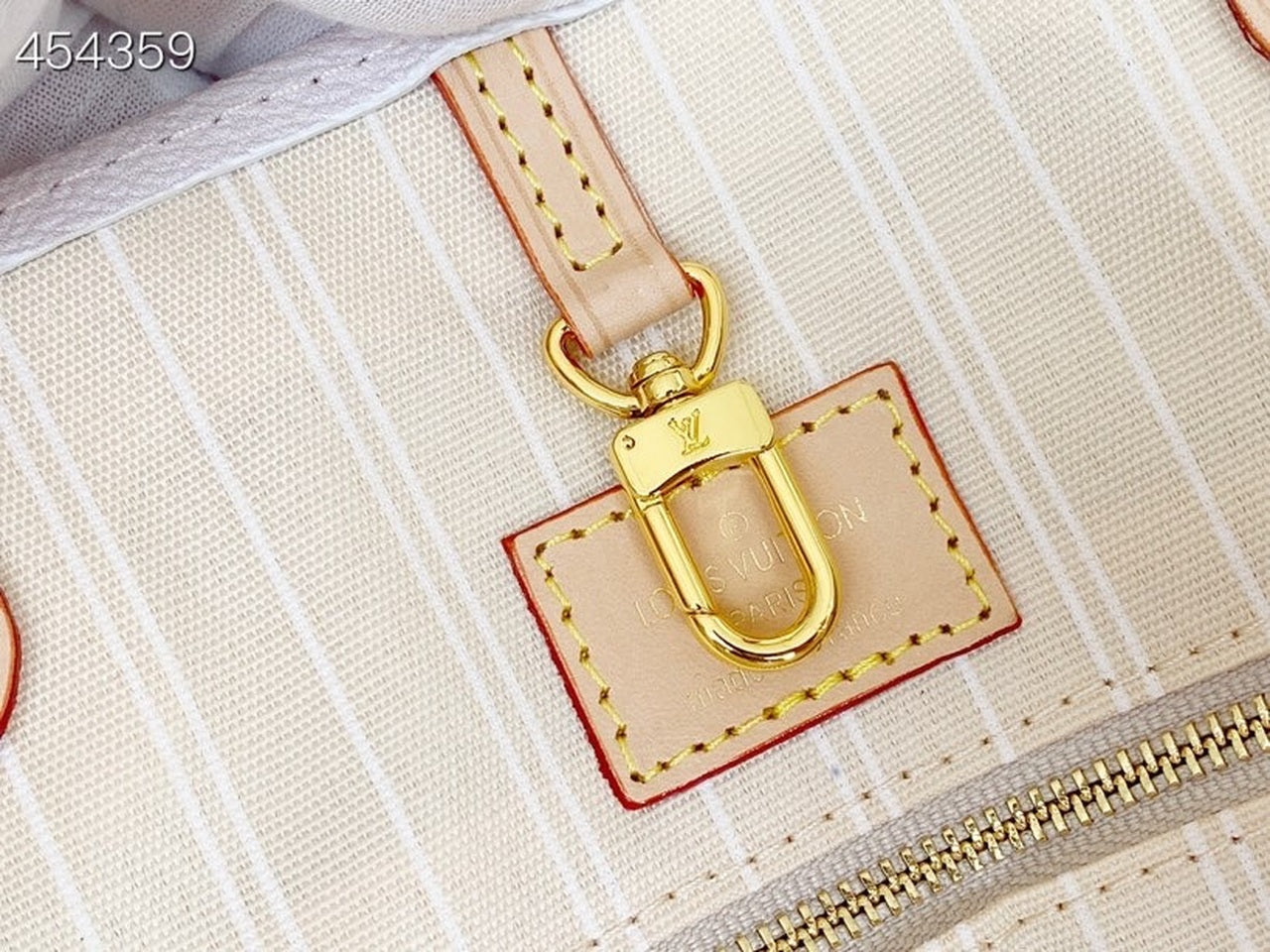 Louis Vuitton OnTheGo GM Bag 42cm Monogram Canvas Spring/Summer Collection M57640 Mist