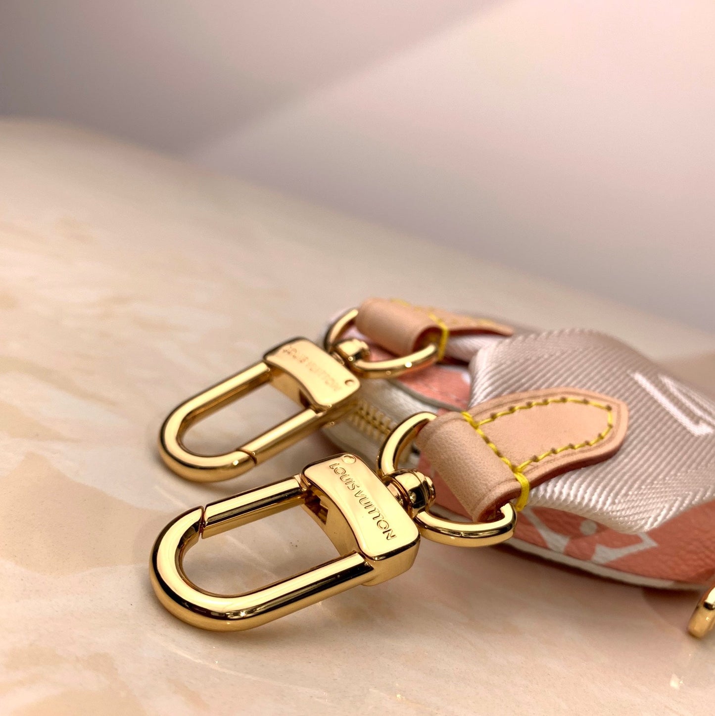 Louis Vuitton Multi Pochette 24cm